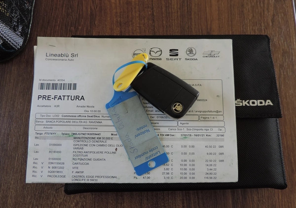 Skoda Octavia cena 47970 przebieg: 188000, rok produkcji 2019 z Bieruń małe 254